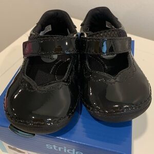Stride Rite black toddler dress shoes. Size 4